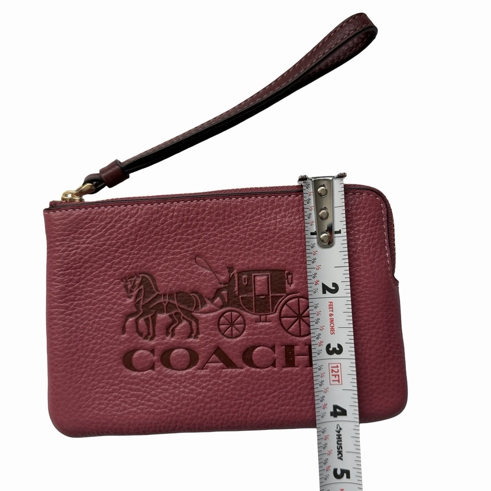 Coach Corner Zip Leather Wristlet With Horse And Carriage in Strawberry‎ Haze - Picture 4 of 7